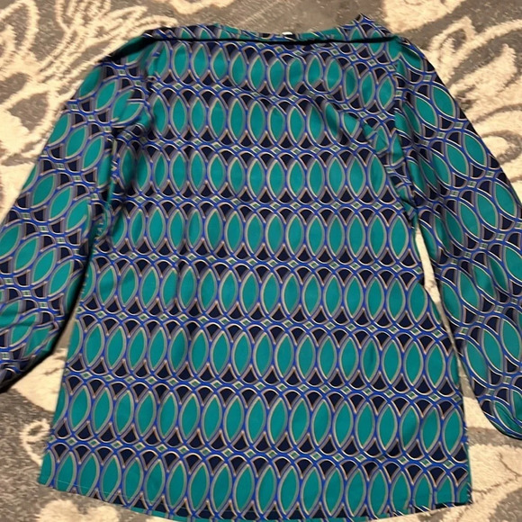 Mudpie like new top. V neck. Super soft. Dressy or casual. Size medium. - Picture 7 of 7